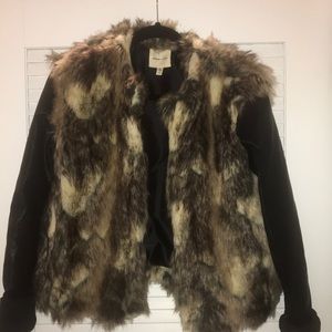 Faux fur & leather sleeves jacket